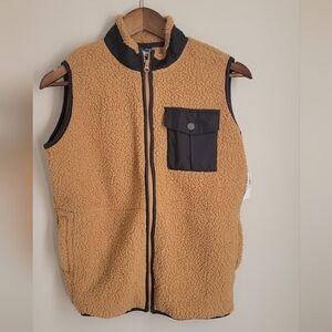 Womens Old Navy Crop Sherpa Vest Size XL GRAY CAMEL tan Outdoors Classic Hiking